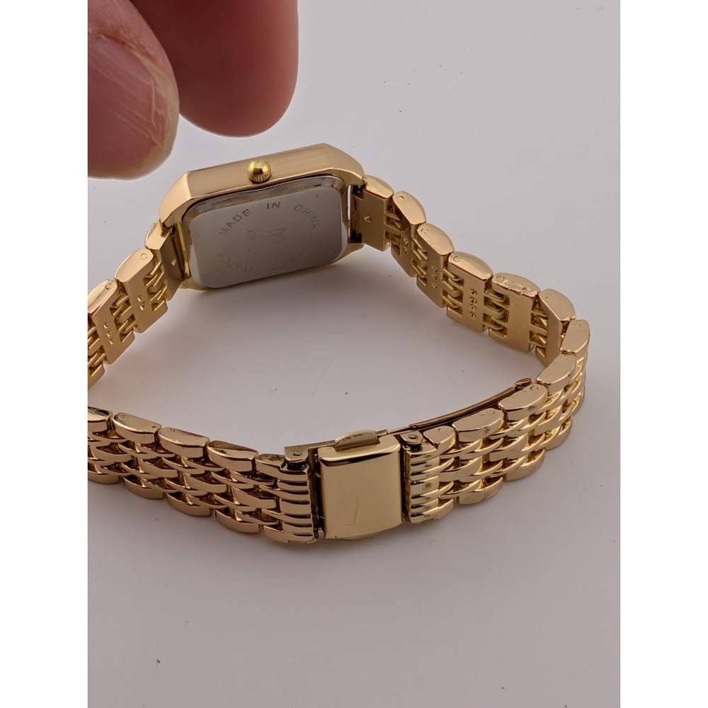 XIMILI Watch Women 23mm Gold Case 7.75" Band- New Battery - Picture 6 of 7